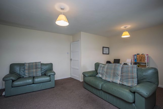 24 Ruperra Close, Newport photo 5