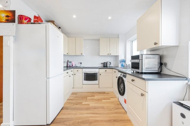 Flat 3, Arundel Court,, West Street, West Sussex photo 2