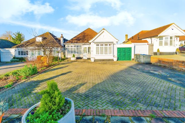 Thumbnail Bungalow for sale in Woodmere Avenue, Croydon