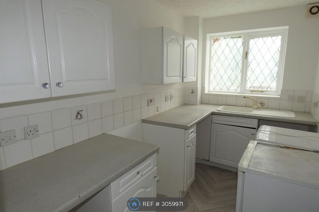 Wordsworth Close, Tipton photo 3