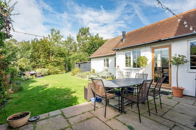 Maycroft, Blacksmiths lane, Royston photo 4