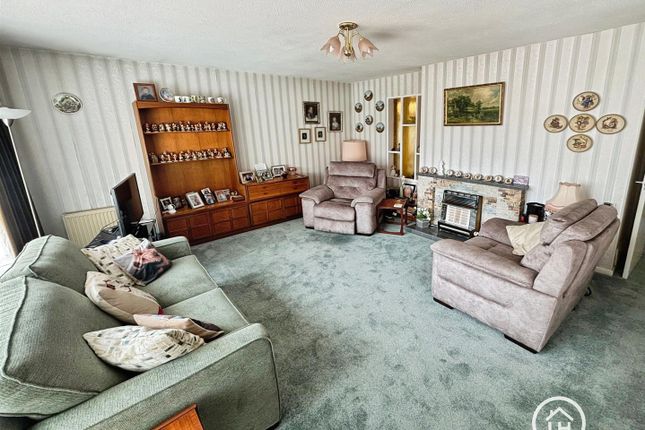 12, Cozenton Close, Gillingham photo 2