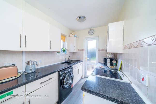 1, Millicent Close, Hednesford photo 3