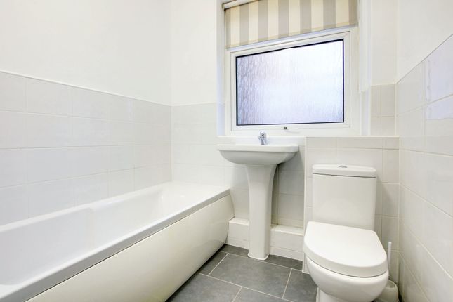 Flat for sale in London Road, Wallace Court