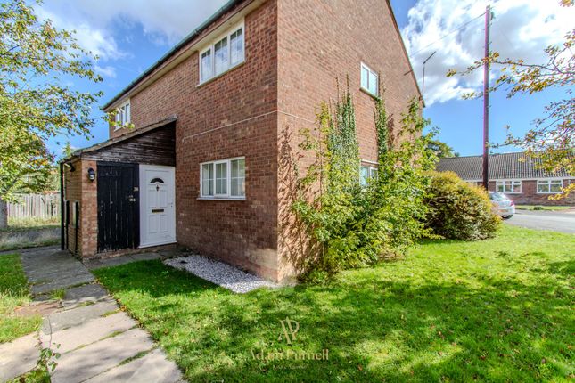 1-bed flat on 38 Sycamore Close, Hinckley, £110,000