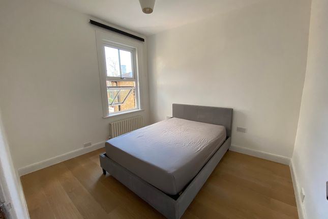 Terraced house for sale in Leslie Road, London