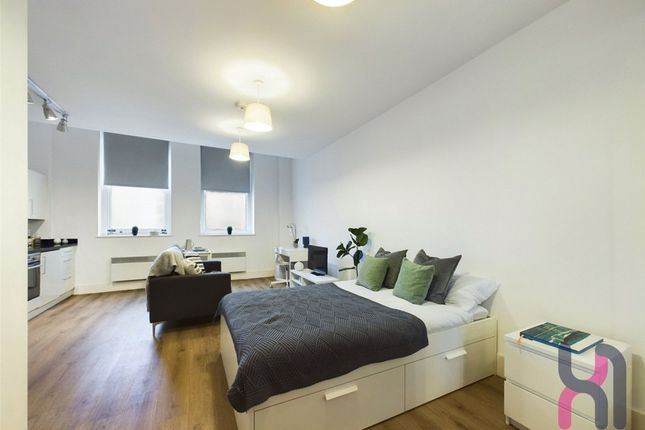 Apt 40, Town Hall Bexley Square, Salford photo 3