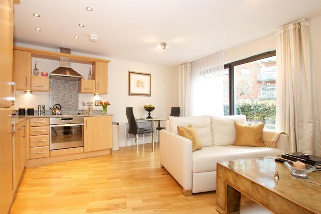 Thumbnail Flat to rent in Zachary Court, Montaigne Close, Westminster, London SW1P.