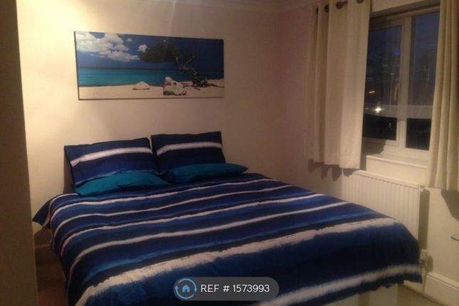 Room to rent in Caledonian Wharf, London