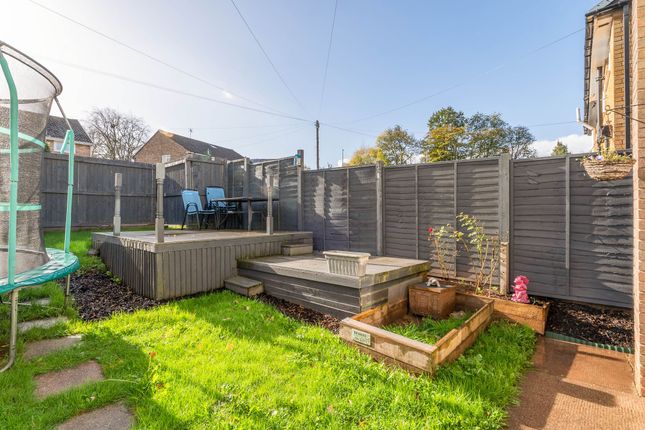 7 Pilton Vale, Newport photo 4