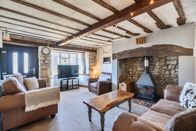 7, Woodcock Lane, Gloucestershire photo 2