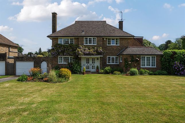 Thumbnail Detached house for sale in Chiltley Way, Liphook