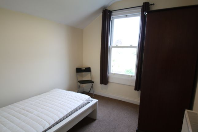 182, Coronation Avenue, Bath photo 5