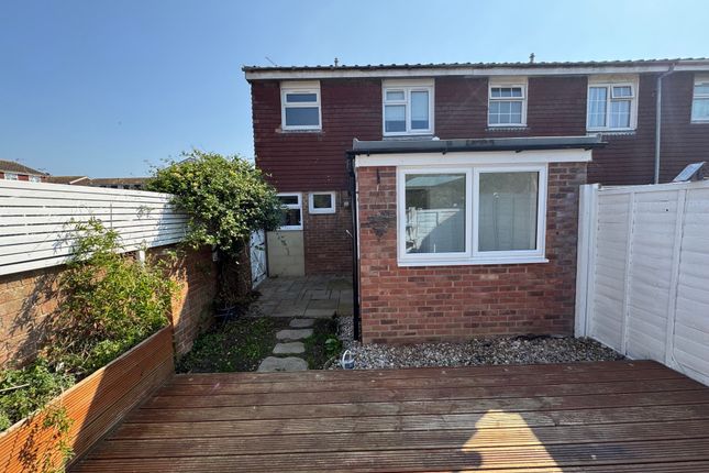 Thumbnail Property to rent in Bromley Close, Eastbourne