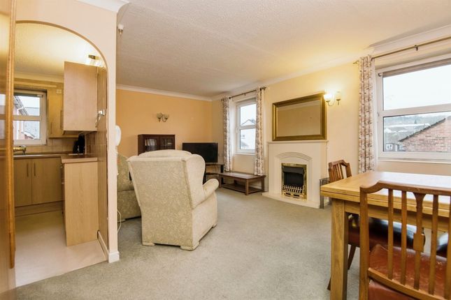 Flat for sale in King Street, Honiton