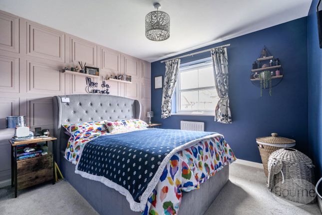 6, Farm Drive, Petersfield photo 4