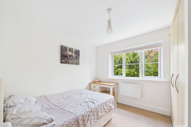 36 Badgerdale Way, Derby photo 4