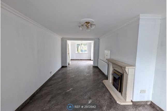 Wellington Drive, Bracknell photo 3