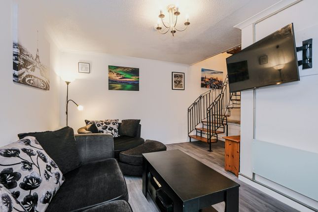 19 Clashrodney Avenue, Aberdeen photo 4