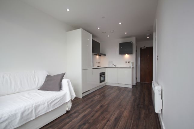 Flat 803 Nexus Point, 10, Edwards Road, Birmingham photo 3
