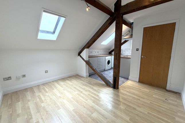 Flat 10, The Maltings, Roper Road, Canterbury photo 2