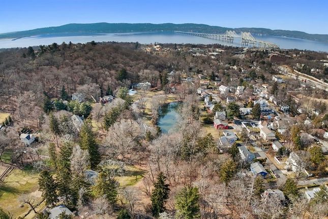 Property for sale in 11 Gracemere, Tarrytown, New York, United States Of America