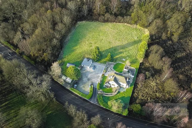 Cotswold, Hyndburn Road, Great Harwood photo 2