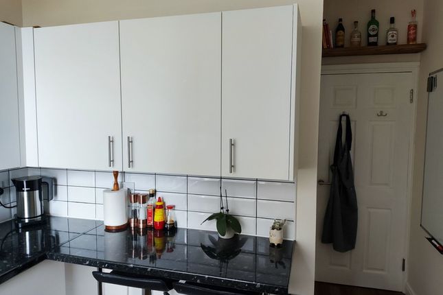Flat C, 108 Cotham Brow, Bristol photo 4