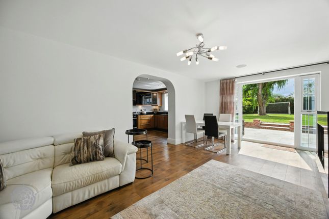 29 Twiss Green Lane, Warrington photo 4