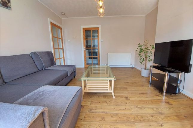 Flat C, 19, 19C  Seaton Road, Aberdeen photo 3