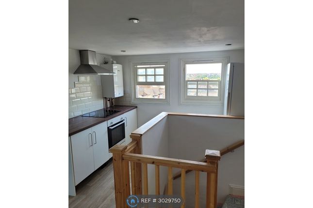 Flat   The Esplanade, Weymouth photo 2