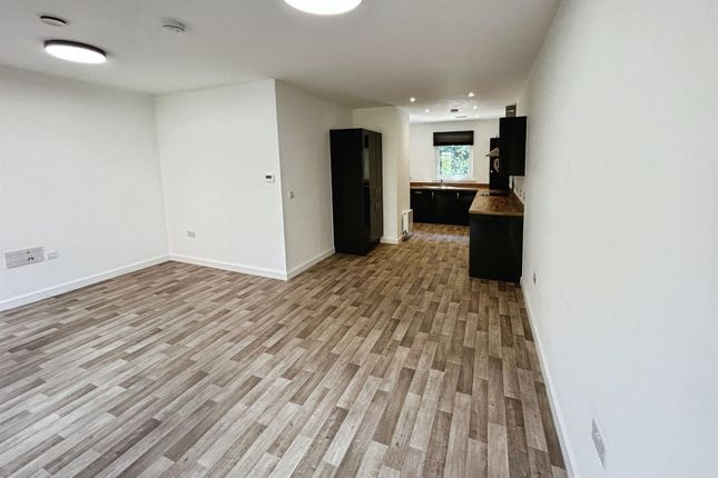 2, Broomsfield, Norwich photo 3