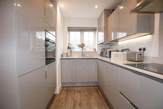 8, Tutte Gardens, Newmarket photo 4