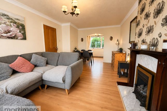 37, Scott Avenue, Lancashire photo 2
