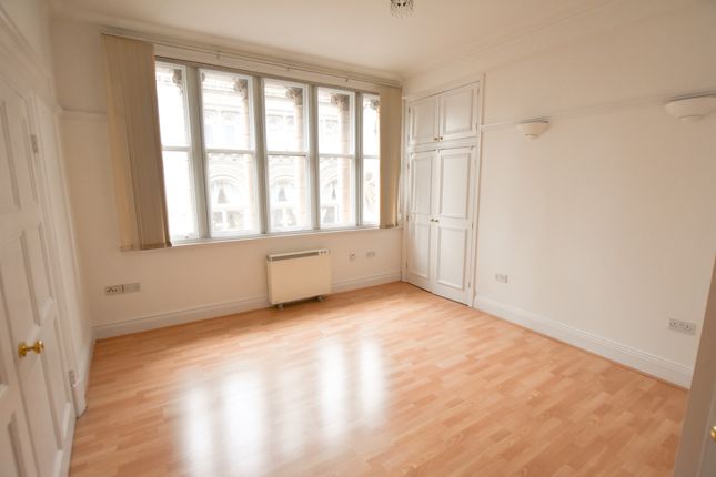 Flat 4, Leicester photo 5