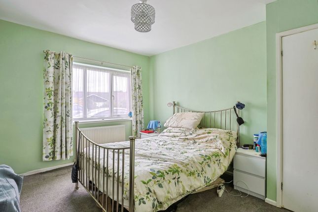Flat 1, 21, Carters Avenue, Dorset photo 4