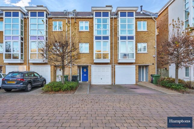 Town house to rent in Revere Way, Ewell, Epsom
