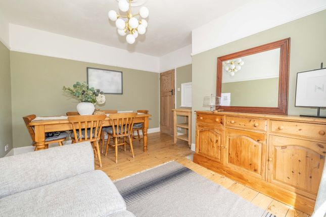 4, Bramley Avenue, Canterbury photo 3