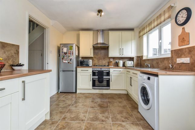 93, Rivermead, Cullompton photo 4