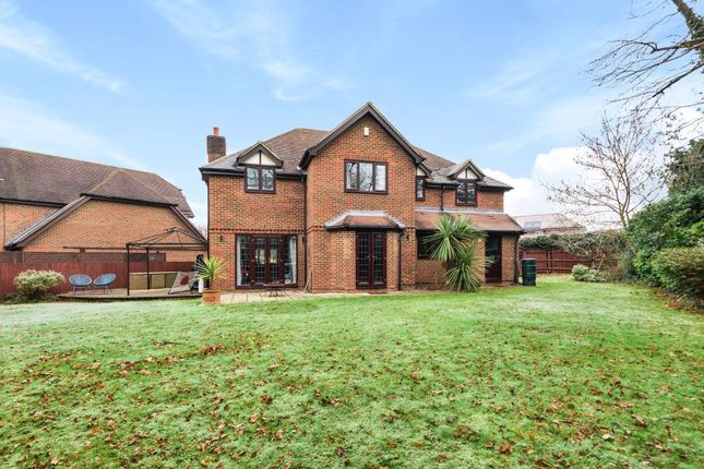 Detached house to rent in Northwick, Eversley