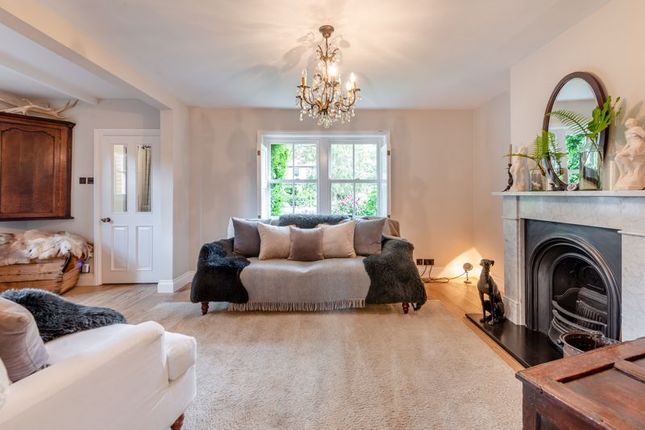 Hazelbank, Peaslake Lane, Peaslake photo 2