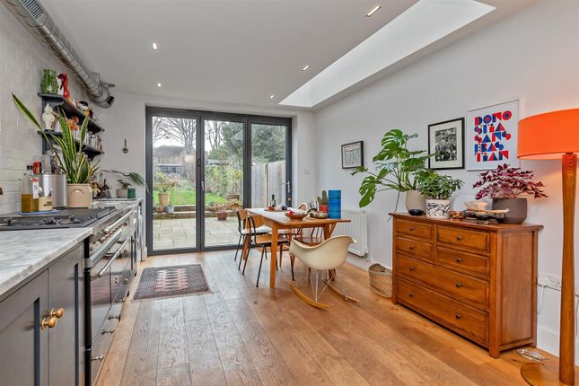 30, Castle Road, St. Albans photo 3