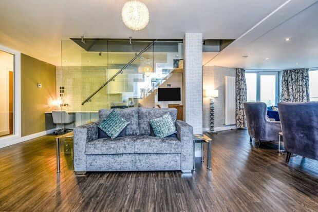 Penthouse to rent in Burbo Point, Liverpool