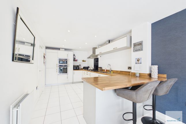 10, Dexters Grove, Nottingham photo 3