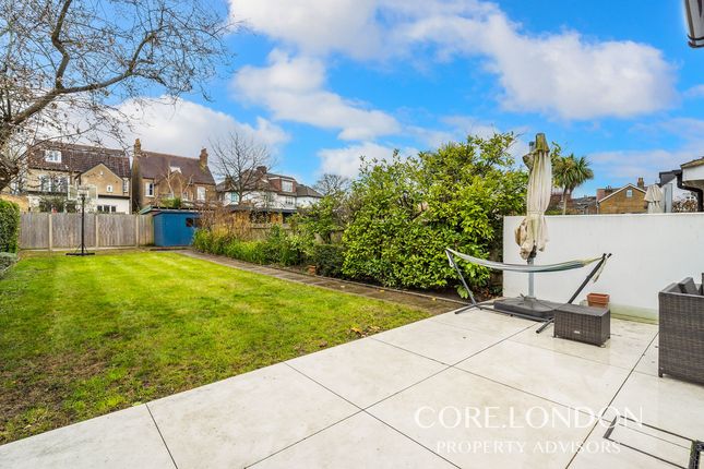 82, Argyle Road, London photo 4