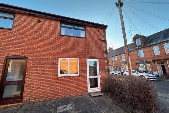 End terrace house for sale in Everton Road, Yeovil - No Onward Chain, Off Road Parking