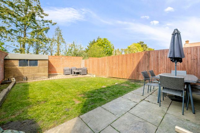 10, Russet Grove, Horam photo 3