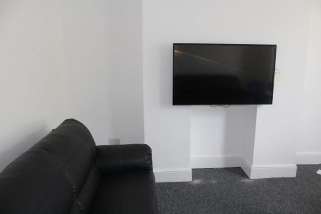 Property to rent in Gresford Avenue, Liverpool, Merseyside
