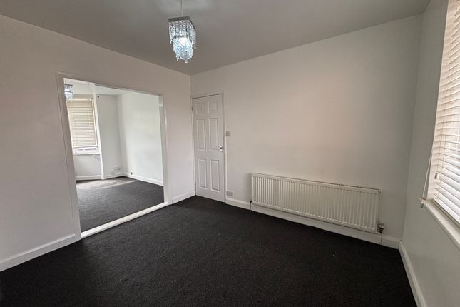 77, Coventry photo 2