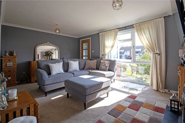 14 Willow Close, Gainsborough photo 2